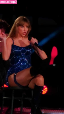 Taylor Swift [ taylor-swift ] - On your knees footboy