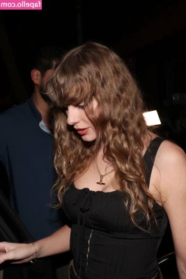 Taylor Swift [ taylor-swift ] - Got my kegal balls they was so fun to try