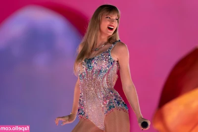Taylor Swift [ taylor-swift ] - To thank y all for 100k followers on Twitter  I ve created an epic