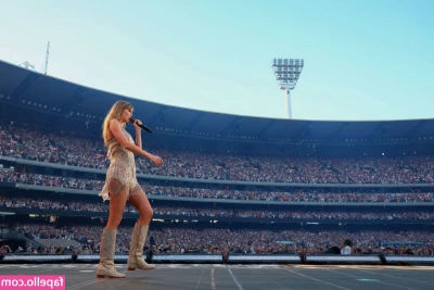 Taylor Swift [ taylor-swift ] - Heels on or off? 👠