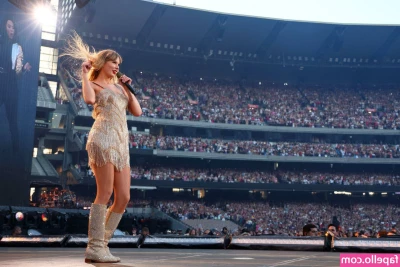 Taylor Swift [ taylor-swift ] - POST OFFICE TRIP TUESDAY!!!! $65 underwear!!! ( If you want me to