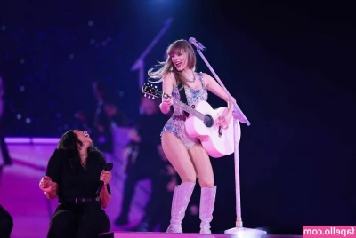 Taylor Swift [ taylor-swift ] - Masturbating hard cock with a slow motion cum shot part 1