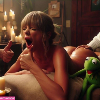 Taylor Swift [ taylor-swift ] - comment "yes sir" if you'd worship my cock 👅💕