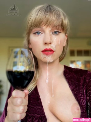 Taylor Swift [ taylor-swift ] - Can t get enough of this hole  Full video coming up