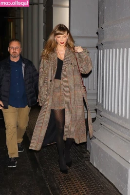 Taylor Swift [ taylor-swift ] - are you up baby ?💜