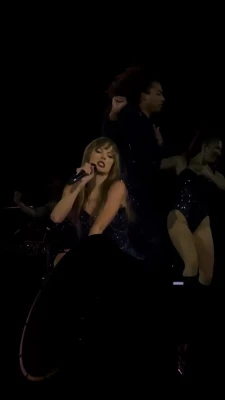 Taylor Swift [ taylor-swift ] - Would you like to see this on