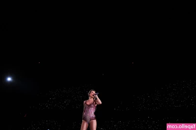 Taylor Swift [ taylor-swift ] - Freaky Fuckn Friday!!!!!