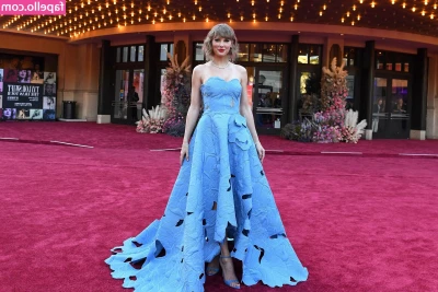 Taylor Swift [ taylor-swift ] - my previous post made it to the 10 likes  now tip it until it reaches