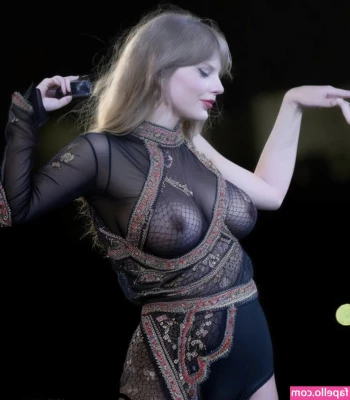 Taylor Swift [ taylor-swift ] - Love getting into the Halloween spirit early
