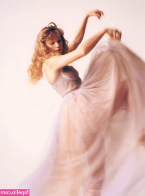 Taylor Swift [ taylor-swift ] - https onlyfans com sabrimegacola rec 239386160  carola069  carola069 