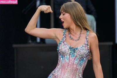 Taylor Swift [ taylor-swift ] - Why am I awake  It s 3 am and it s witching hour part 1