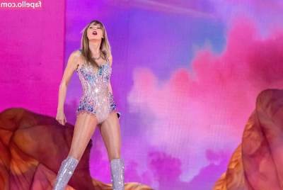 Taylor Swift [ taylor-swift ] - Would you fuck me at work?