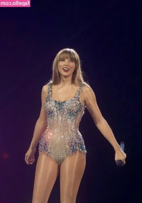 Taylor Swift [ taylor-swift ] - Got the pleasure to pleasure this hottie yesterday  She tasted so