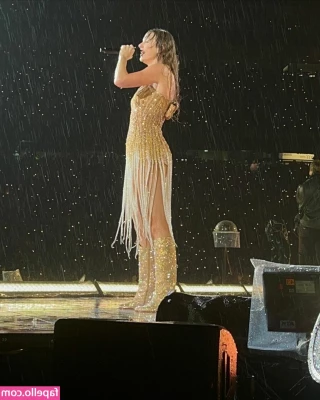 Taylor Swift [ taylor-swift ] - I can feel your weakness.