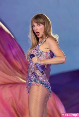 Taylor Swift [ taylor-swift ] - hiya