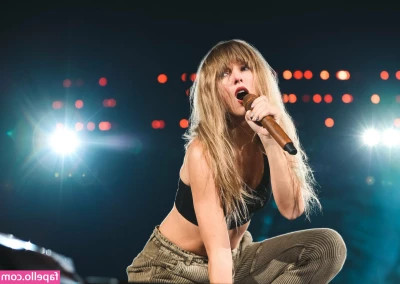 Taylor Swift [ taylor-swift ] - The face of a slut 💦
