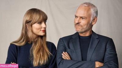 Taylor Swift [ taylor-swift ] - Soft and warm morning feet with the light shining through the sheer