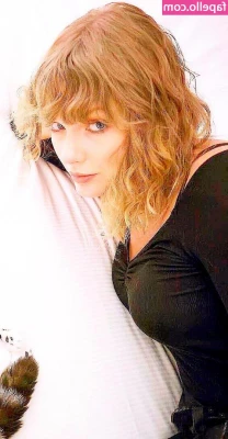 Taylor Swift [ taylor-swift ] - To my haters   kiss my ass