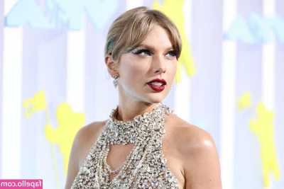 Taylor Swift [ taylor-swift ] - I hope everyone can see me and enjoy the view😜