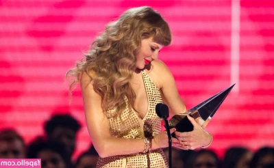 Taylor Swift [ taylor-swift ] - Redneck daddy’s fat asshole
