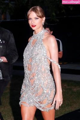 Taylor Swift [ taylor-swift ] - FREE SUBSCRIPTION  tusumisa26  Hello baby I am a very hot mommy come
