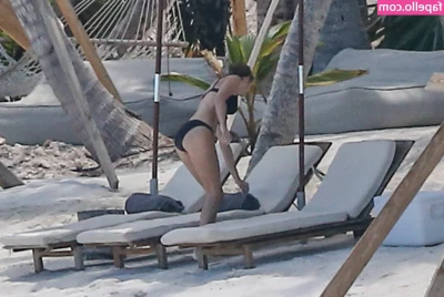 Taylor Swift [ taylor-swift ] - Let s create a symphony of whispers  Ready to compose