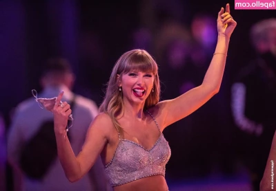Taylor Swift [ taylor-swift ] - Photoset FULL HD