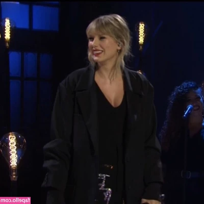 Taylor Swift [ taylor-swift ] - Who is thisty