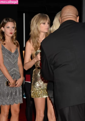 Taylor Swift [ taylor-swift ] - Im trying to buy a fuck machine of my own! anyone who helps me get