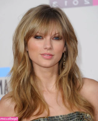 Taylor Swift [ taylor-swift ] - when would you be able to attend a legging try on live stream
