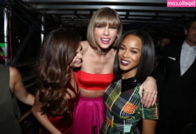 Taylor Swift [ taylor-swift ] - Good morning sunshine!