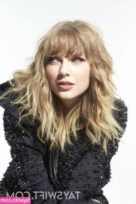 Taylor Swift [ taylor-swift ] - Who would be interested in purchasing a video of me   my tattoo