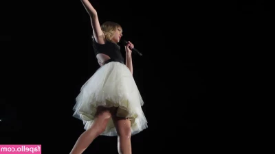 Taylor Swift [ taylor-swift ] - Edged myself for a while today and then moaned like crazy