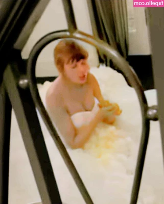 Taylor Swift [ taylor-swift ] - Quieren otra collab