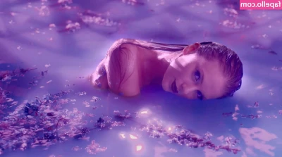 Taylor Swift [ taylor-swift ] - How was your Monday papi? Can I make it better?