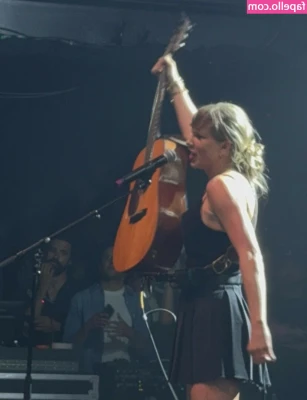 Taylor Swift [ taylor-swift ] - Let's fuck outdoors 😏