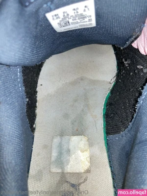 onlyfeetnsneakers - Your babygirl just got intensely amazingly fucked for real 😽