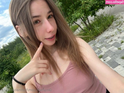 hannababyface - Straighten my lace?