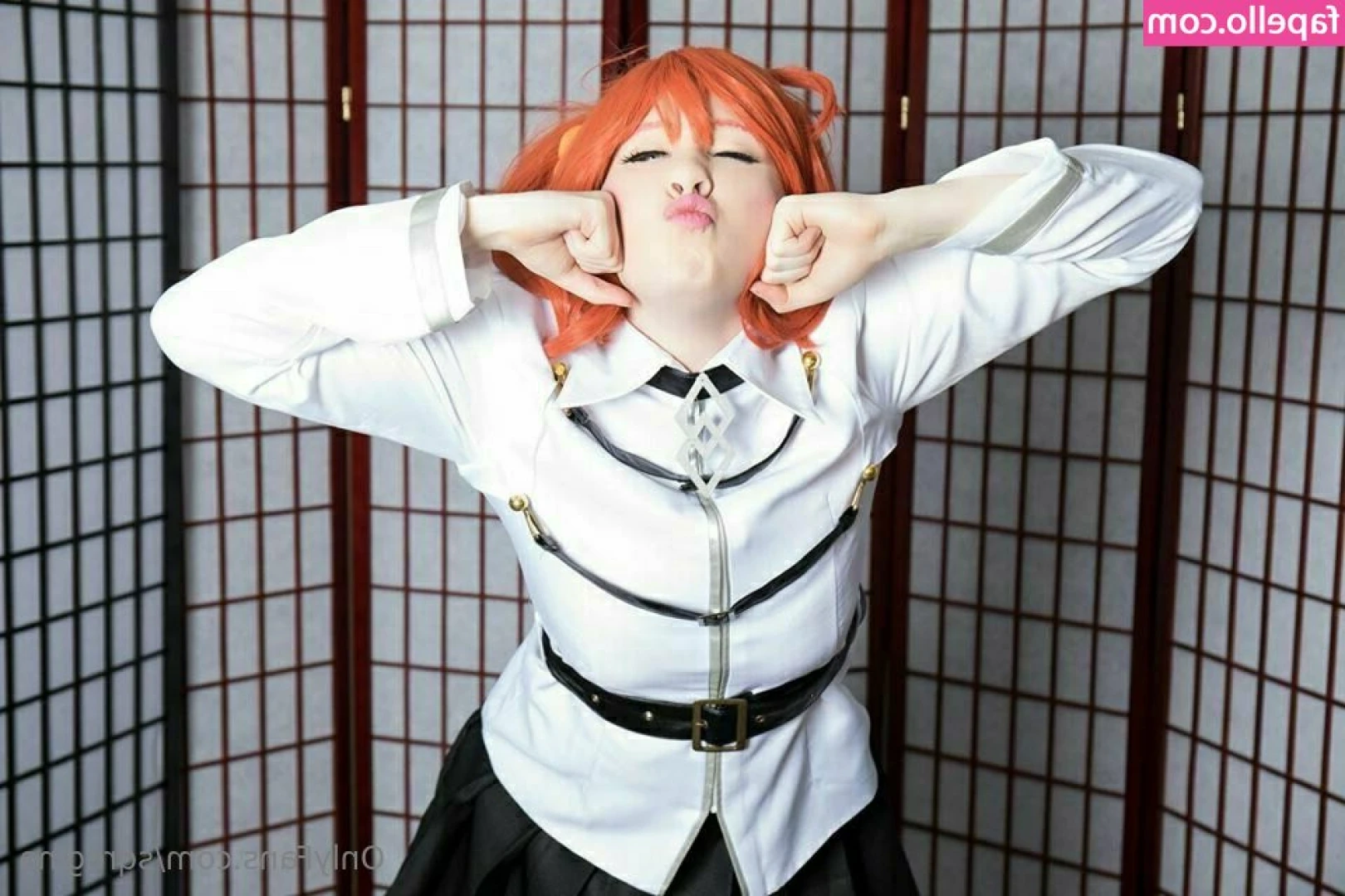 sqregina - Hello everyone!!! My silly, messy, cake-smushing video for my 22nd