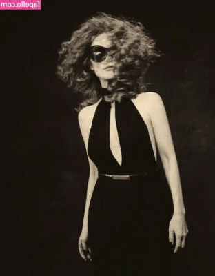 Julianne Moore [ julianne-moore ] - pretty