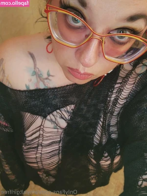 amyaltgirlfree - New Hardcore Video Available! Check your DM's to purchase, or message
