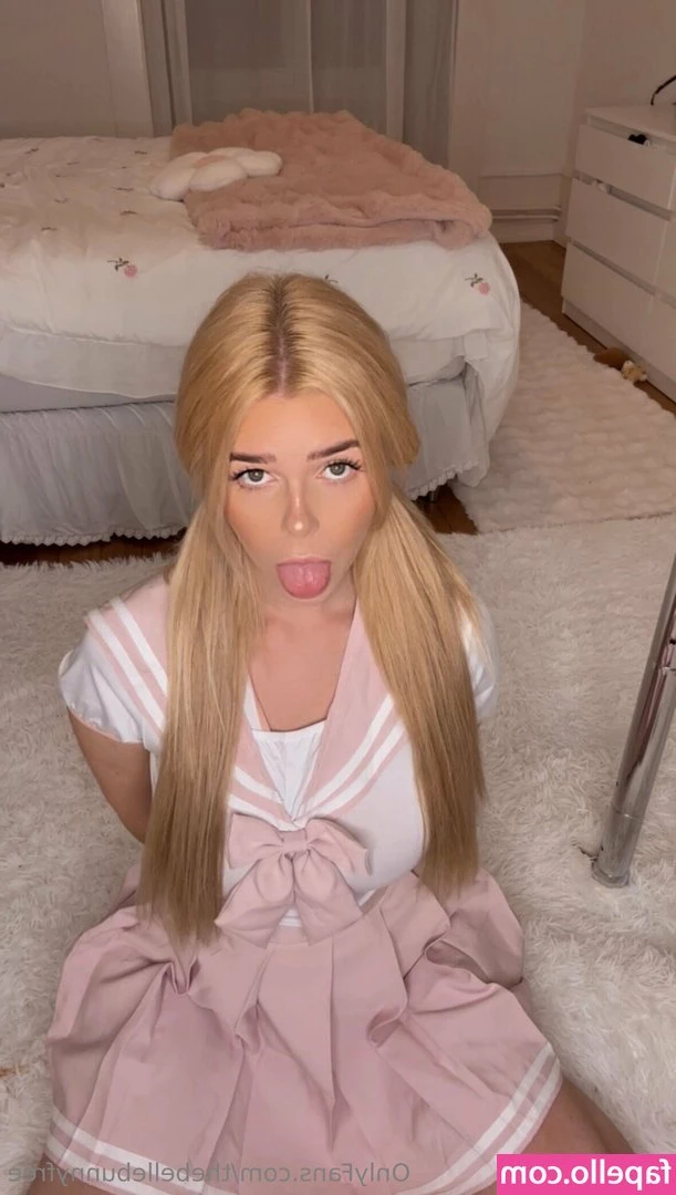 thebellebunnyfree [ thebellebunnyfree-2 ] - My Girl is finally off Shark week 👀 Lots of Content coming!