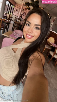 valeriacruzz - Good morning. 😘