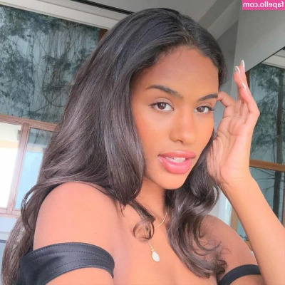 Kendra Bailey [ kendra-bailey ] - Little sheer number - what do you notice first?
