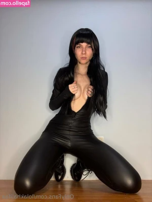 lolakhalifaa - Long underwear. Long cock. 🍆