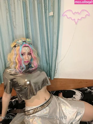 bustybunnybabe - Sharing a cock
