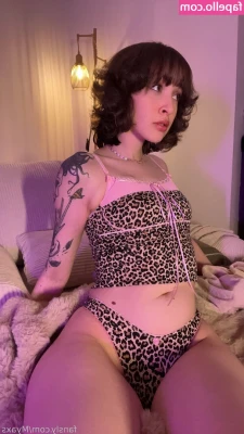 Myaxs [ myaxs-1 ] - Looking for a huge 🍆  DM to help