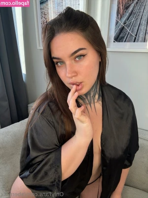 aberryxx - I’m need to sit on someone’s face 🥵🔥