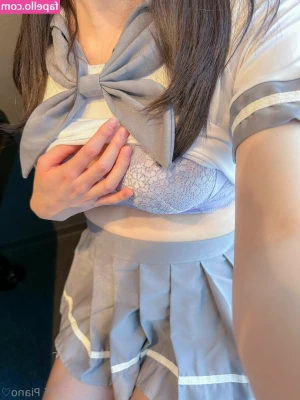 f_piano [ f-piano ] - Where in the world 🌎 is Tylene’s Tiddies now? 🥸😎😘