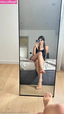 eva.s [ eva-s ] - My fuckmachine arrived!!! Gonna try filming with it soon, taking a